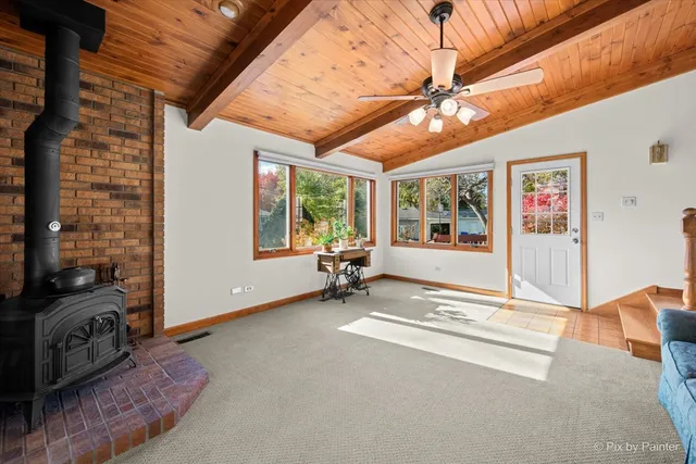 $360,000 | 906 West Roosevelt Road, Wheaton, IL 60187