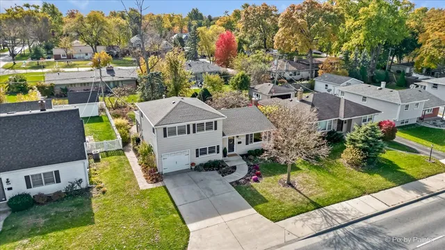 $360,000 | 906 West Roosevelt Road, Wheaton, IL 60187