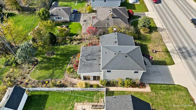 $360,000 | 906 West Roosevelt Road, Wheaton, IL 60187