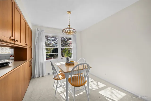 $360,000 | 906 West Roosevelt Road, Wheaton, IL 60187