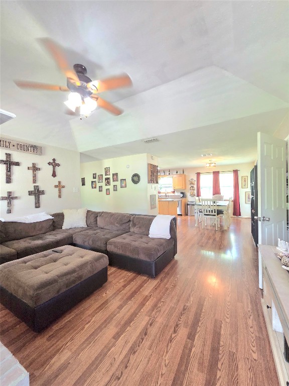 206 Jones Road Elkhart, TX 75839 - Photo 12 of 50