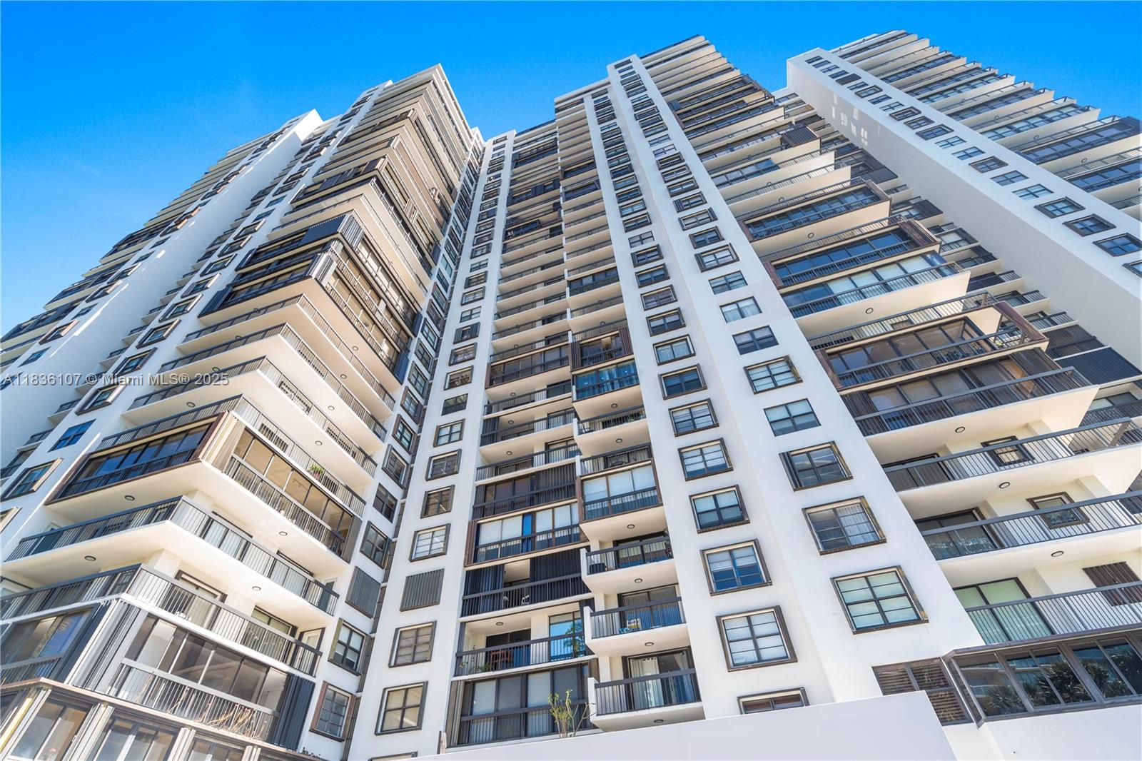 2333 Brickell Avenue, Unit 1908 Miami, FL 33129 - Photo 29 of 29 a front view of a building