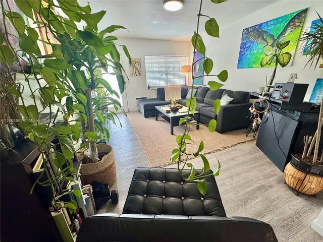 $199,900 | 330 74th Street, Unit 15, Miami Beach, FL 33141