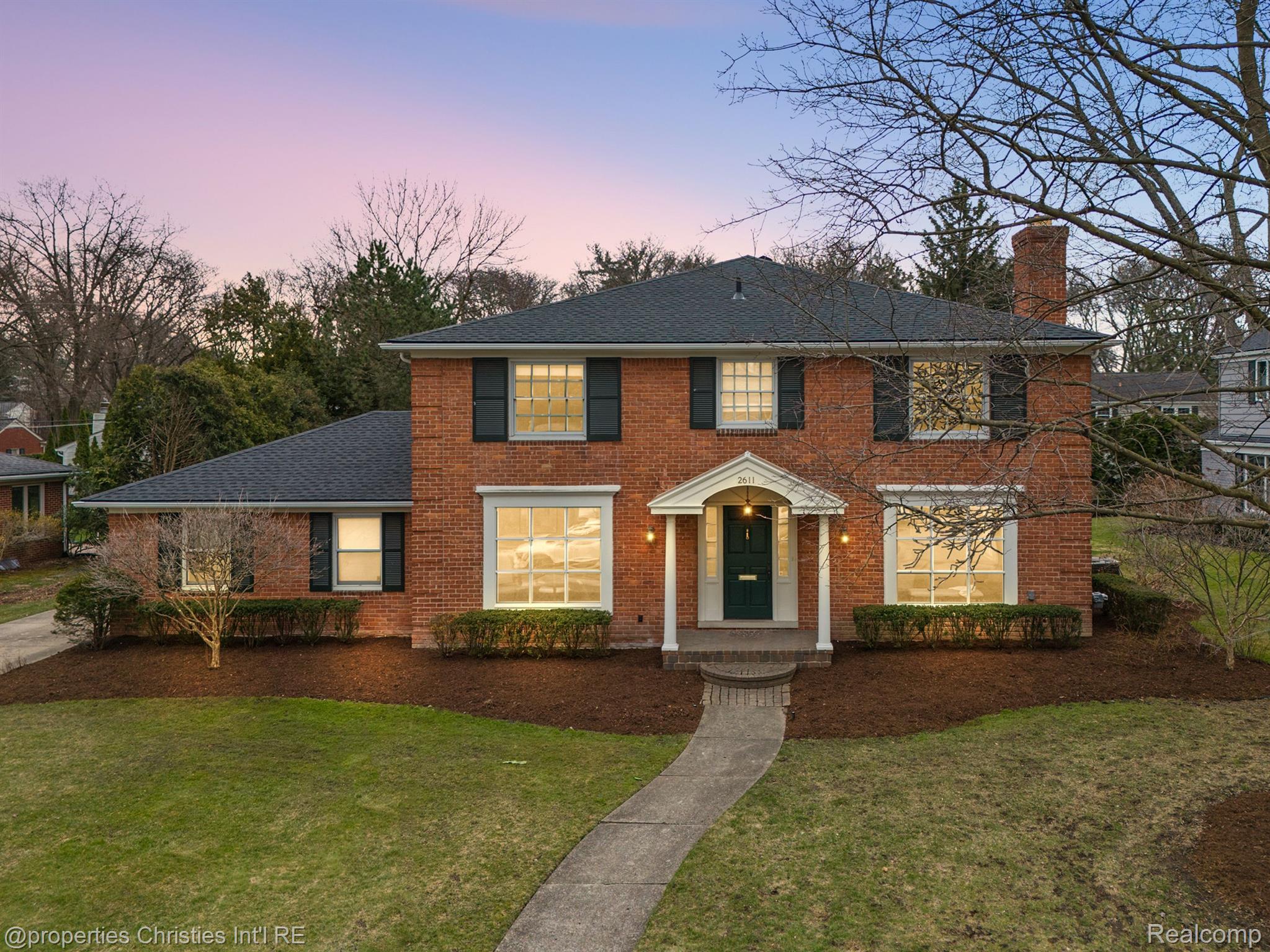 2611 Amberly Road Bloomfield Hills, MI 48301 - Photo 1 of 61 Gallery Image 1