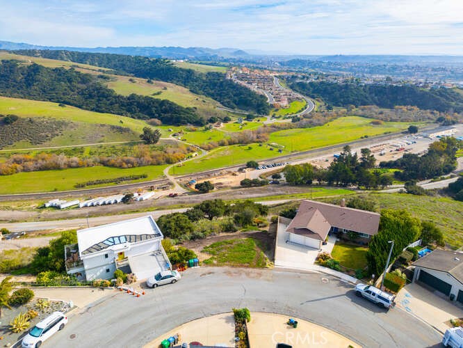 780 Tulare Street Pismo Beach, CA 93449 - Photo 2 of 21