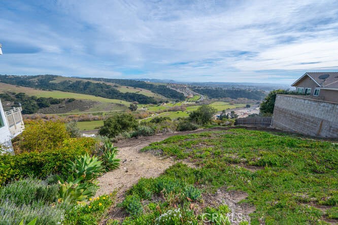 780 Tulare Street Pismo Beach, CA 93449 - Photo 7 of 21