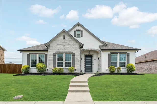 $3,100 | 7805 Pebble Beach Drive, Rowlett, TX 75088