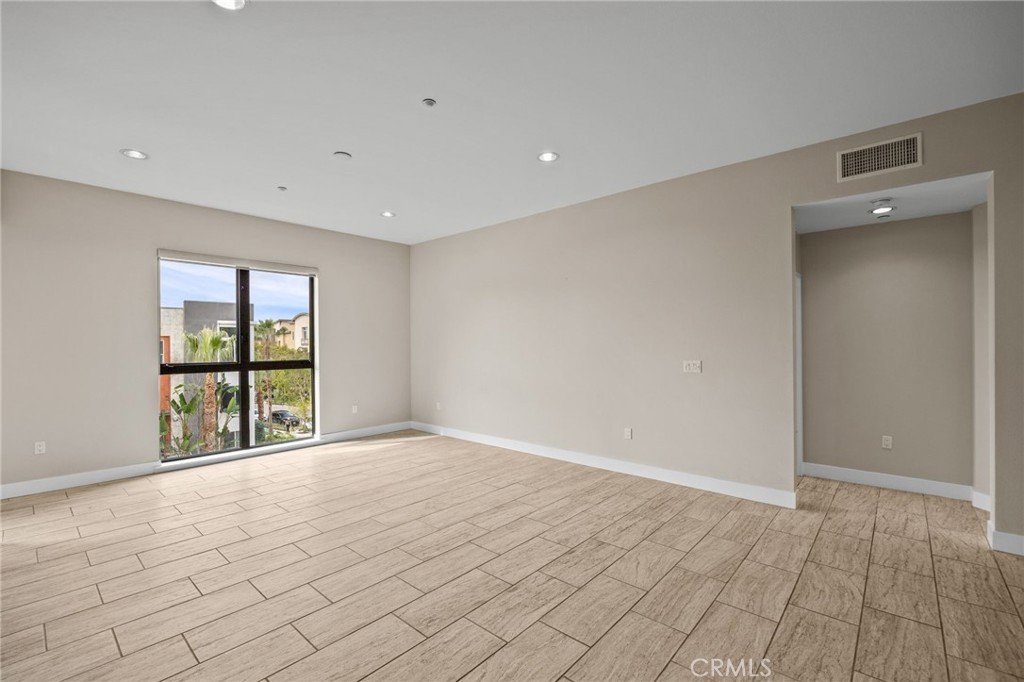 402 Rockefeller, Unit 305 Irvine, CA 92612 - Photo 9 of 45