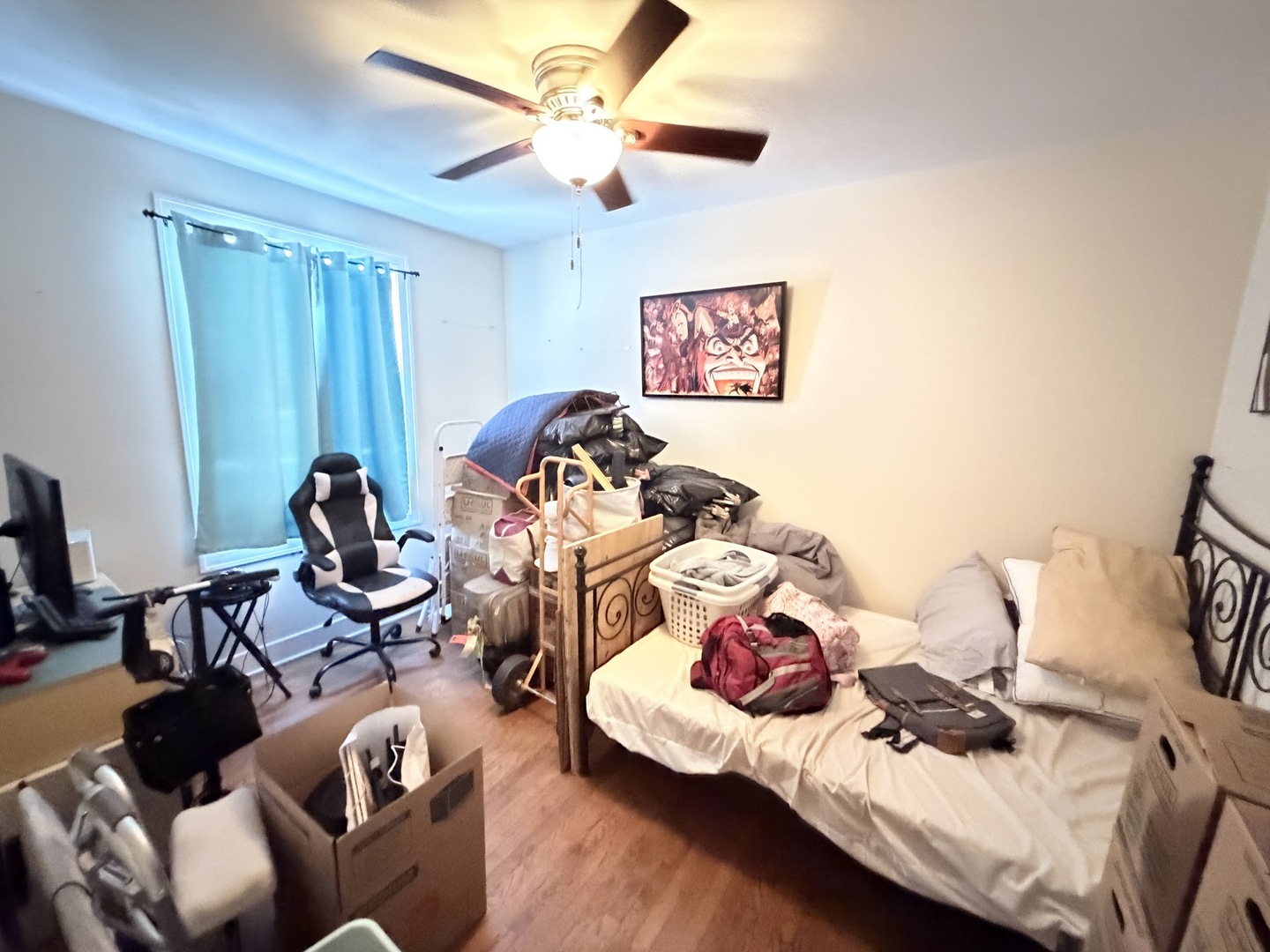 3153 West Augusta Boulevard, Unit 3B Chicago, IL 60622 - Photo 7 of 12 a living room with furniture and a window