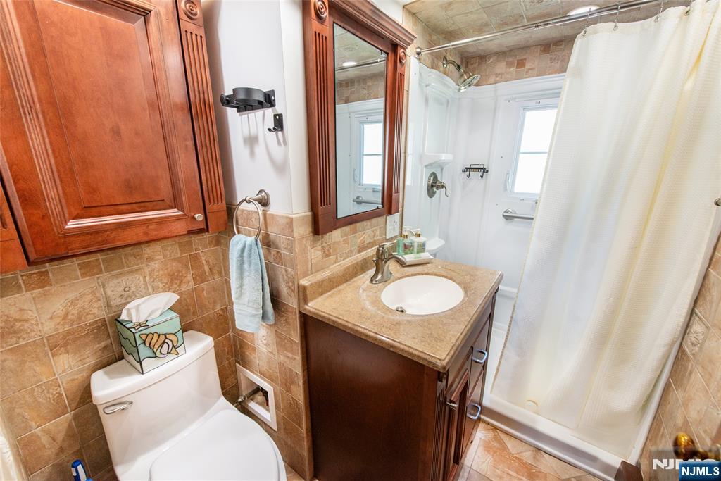 5 Sewell Road West Milford, NJ 07421 - Photo 11 of 22