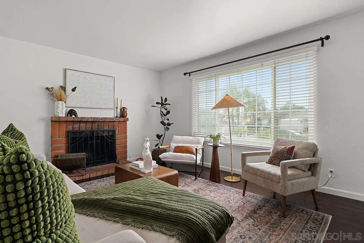 11394 Pegasus Avenue San Diego, CA 92126 - Photo 9 of 46