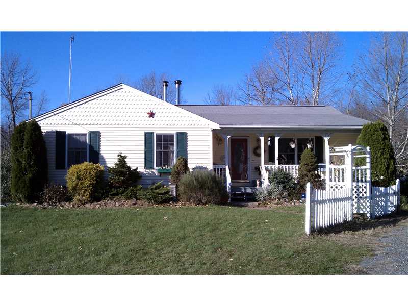 104 South Killingly Road Foster, RI 02825 - Photo 1 of 14 Exterior Front.