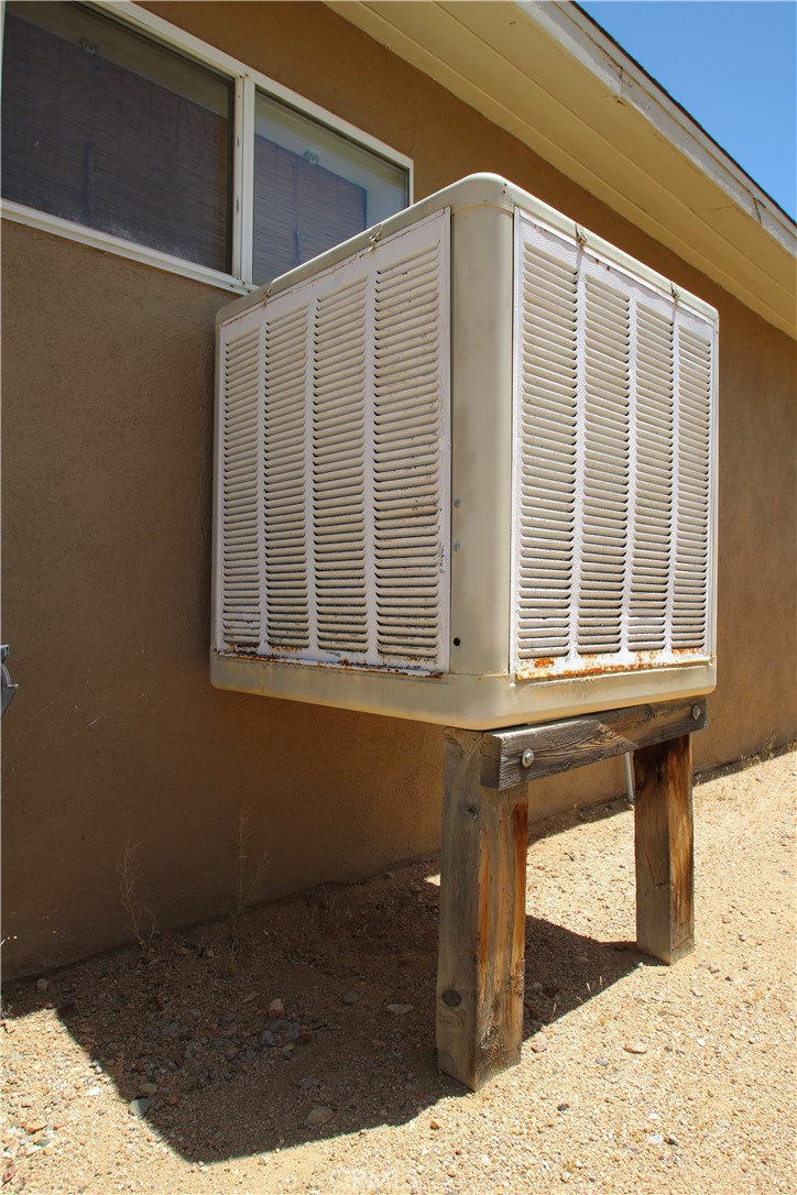 2029 Wamego Road Landers, CA 92285 - Photo 42 of 48