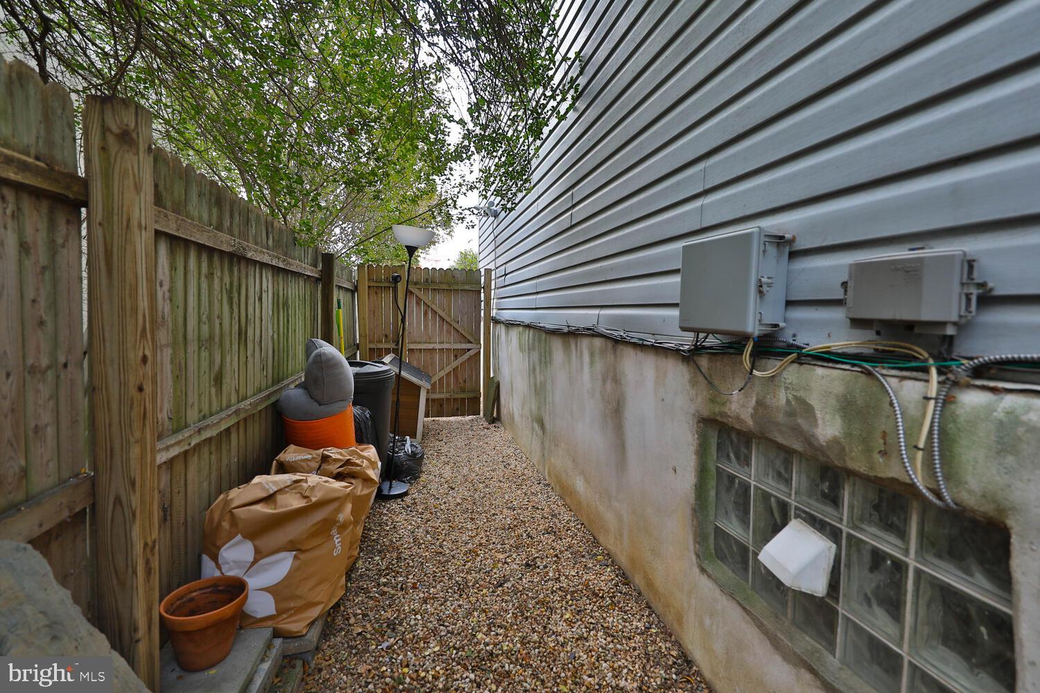 4609 Mitchell Street Philadelphia, PA 19128 - Photo 12 of 13 Side yard