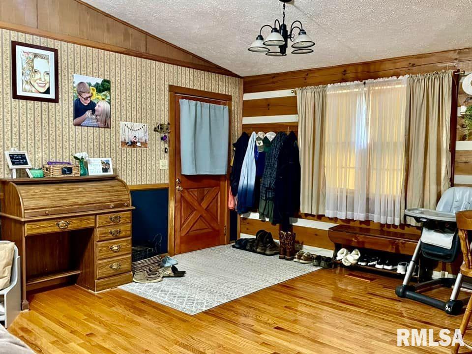 1073 Country Club Road Metropolis, IL 62960 - Photo 14 of 68