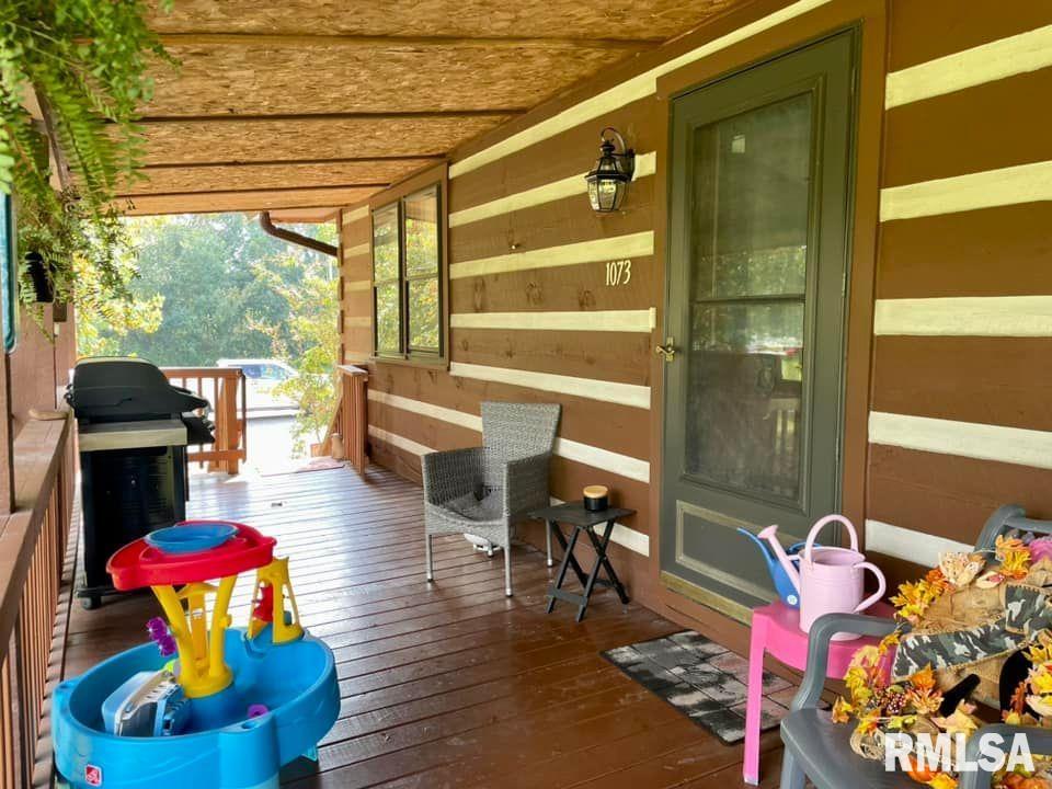 1073 Country Club Road Metropolis, IL 62960 - Photo 3 of 68