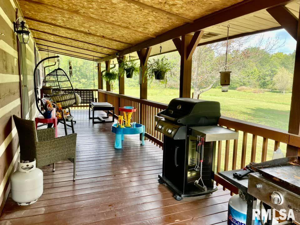 1073 Country Club Road Metropolis, IL 62960 - Photo 5 of 68