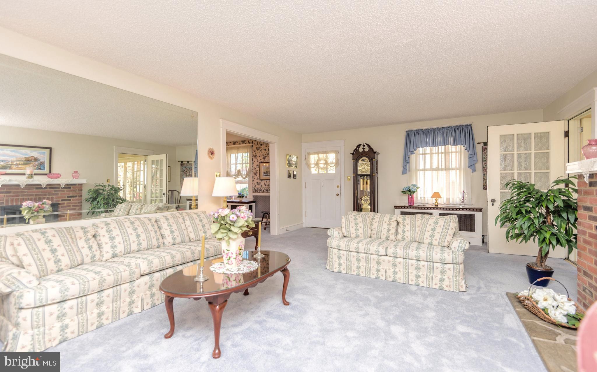 70 Forest Road Springfield, PA 19064 - Photo 8 of 36