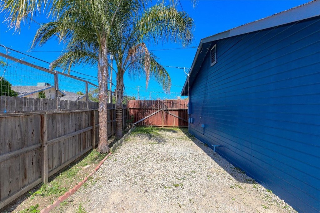 268 East 10th Street Merced, CA 95341 - Photo 18 of 30