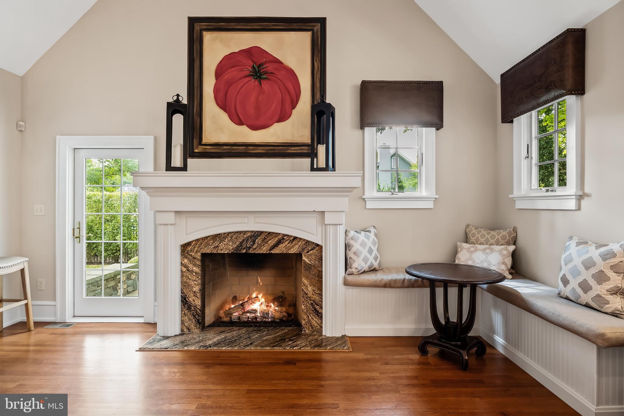 1103 Golf Road Cinnaminson, NJ 08077 - Photo 36 of 91 Custom built-in seating