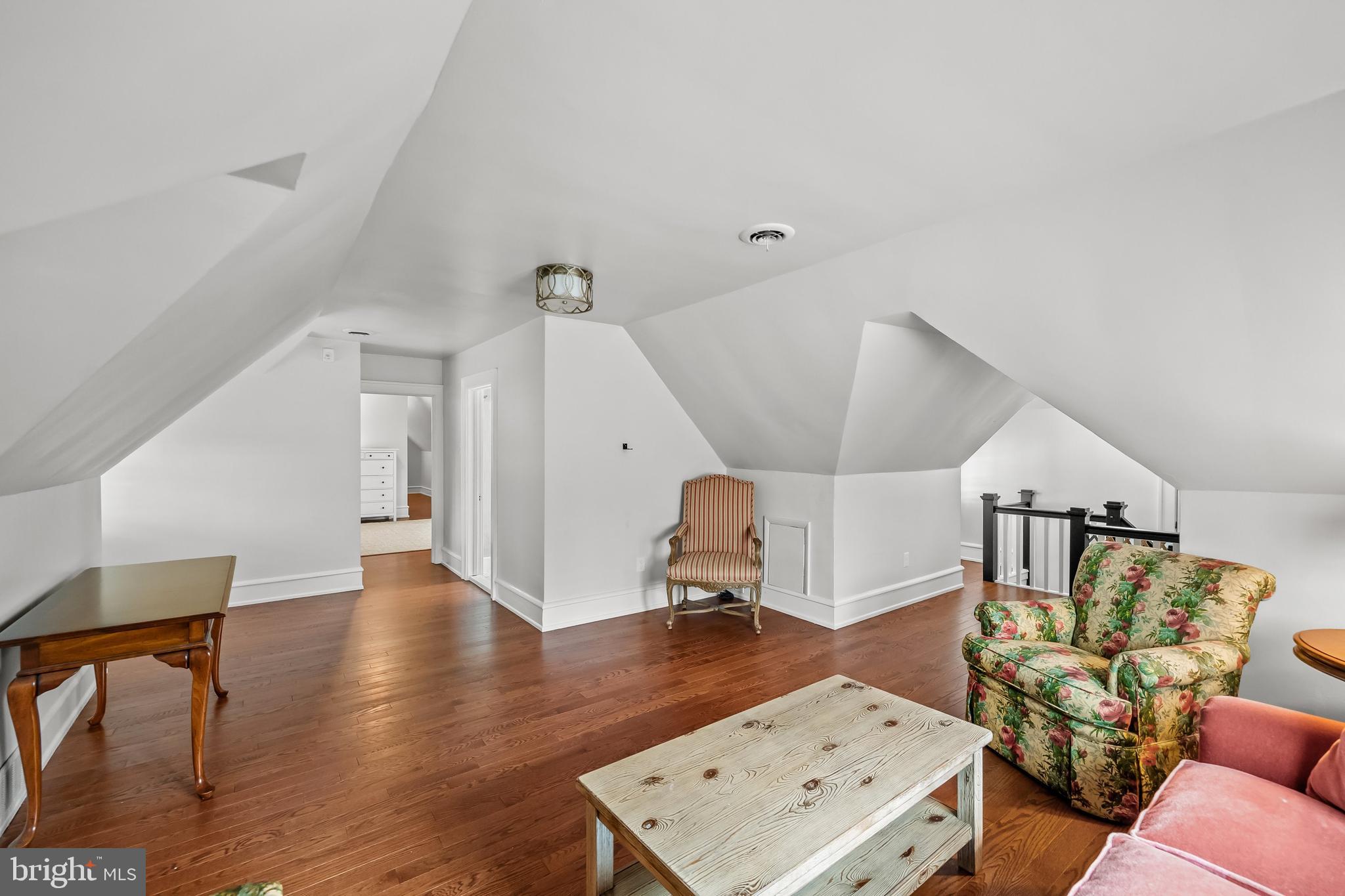 1103 Golf Road Cinnaminson, NJ 08077 - Photo 65 of 91 Versatile space