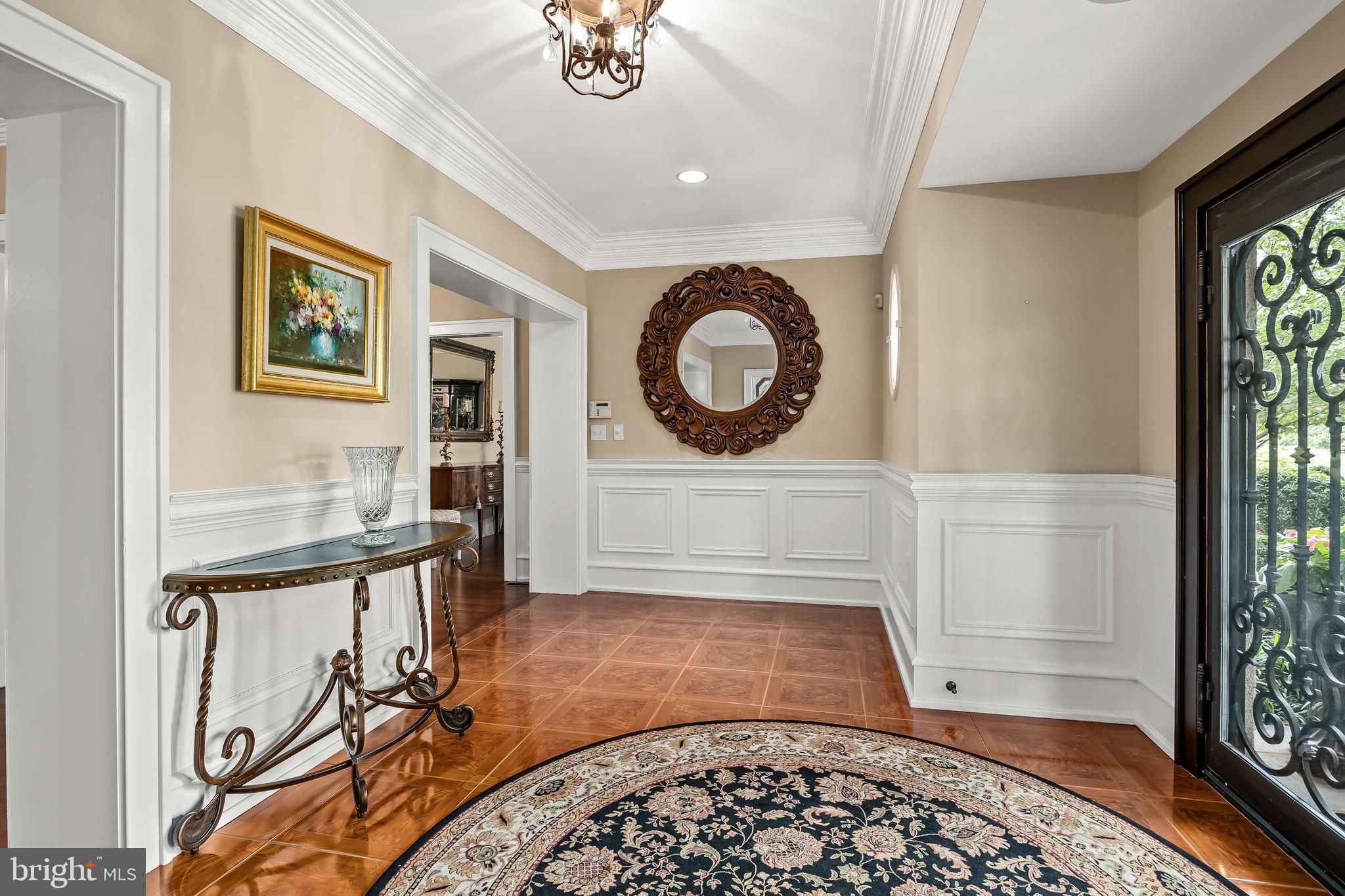 1103 Golf Road Cinnaminson, NJ 08077 - Photo 7 of 91 Detailed moulding