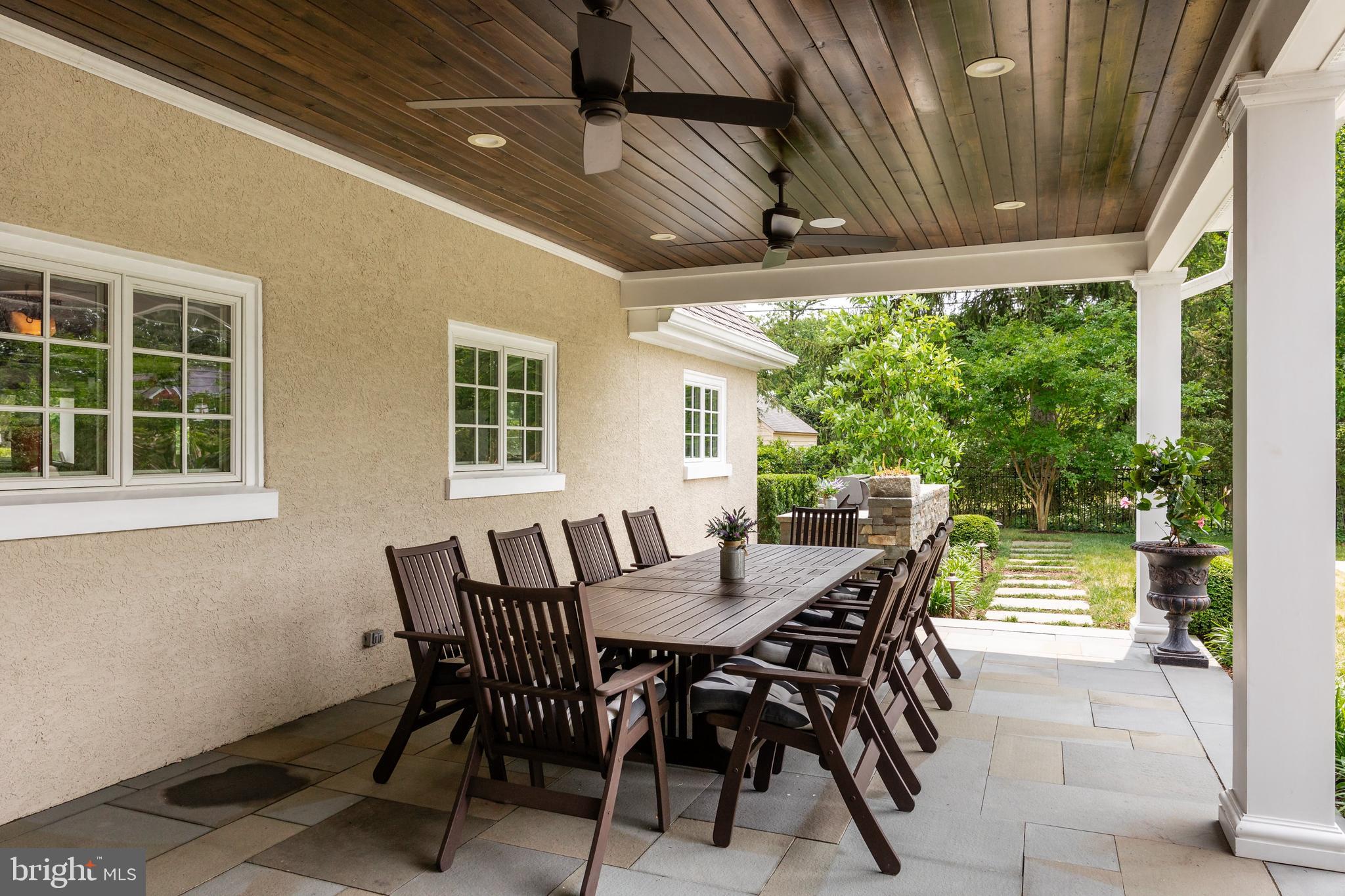 1103 Golf Road Cinnaminson, NJ 08077 - Photo 74 of 91 Outdoor dining