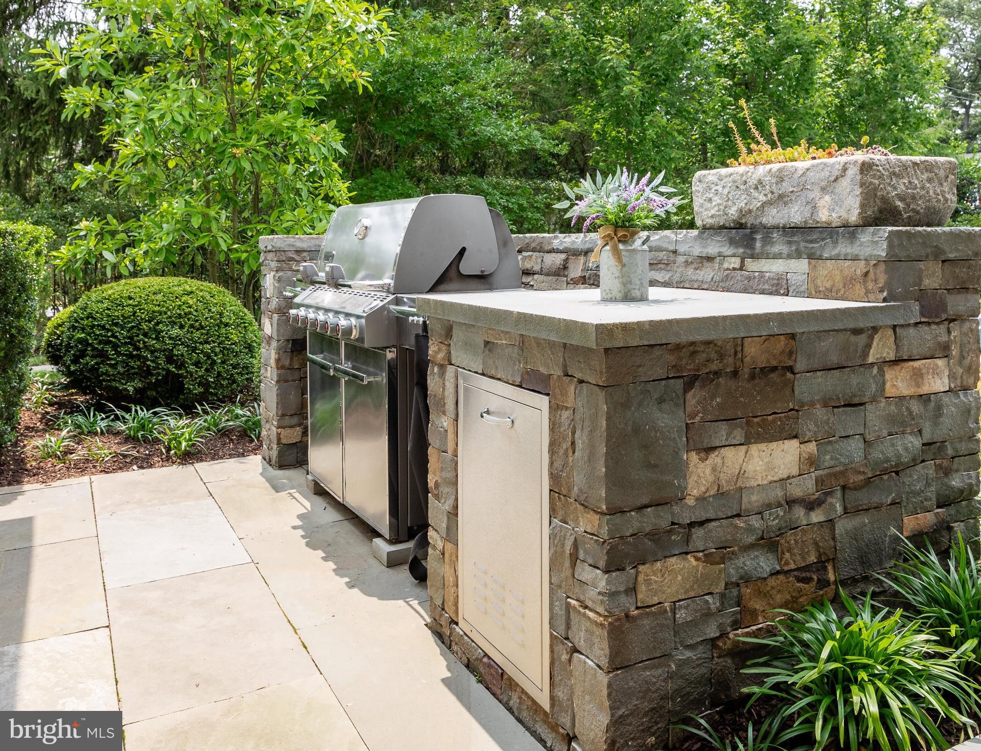 1103 Golf Road Cinnaminson, NJ 08077 - Photo 76 of 91 Outdoor gas cooking