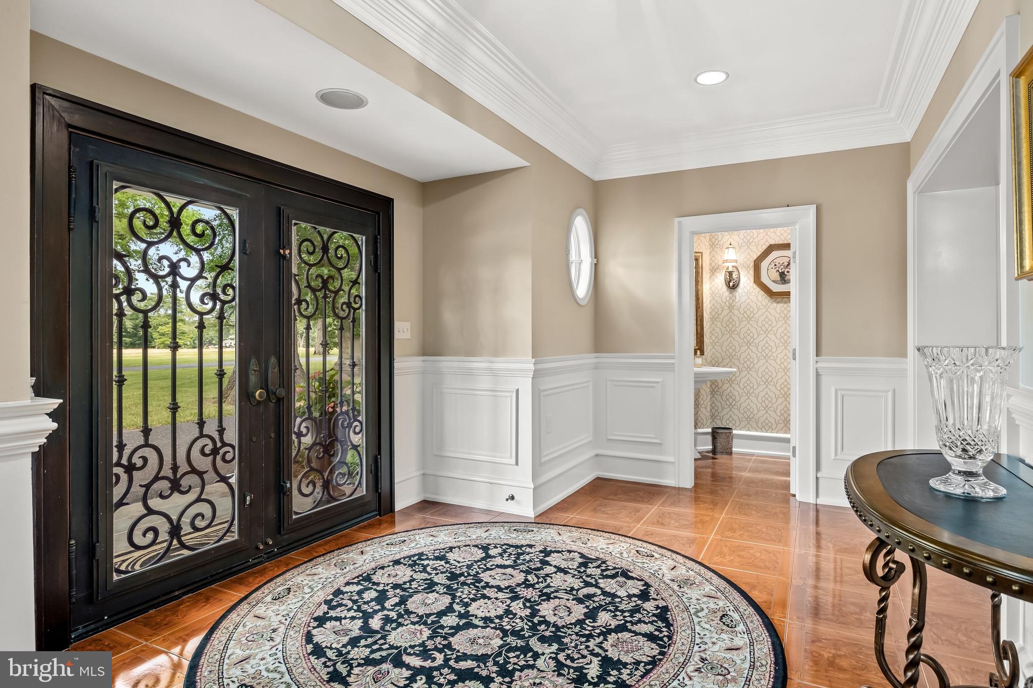 1103 Golf Road Cinnaminson, NJ 08077 - Photo 8 of 91 Sun kissed foyer