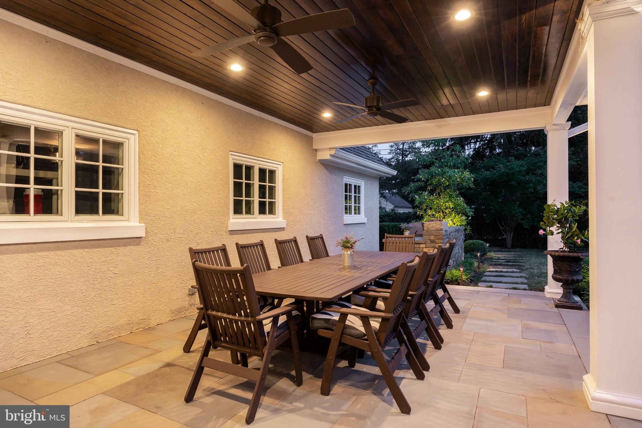 1103 Golf Road Cinnaminson, NJ 08077 - Photo 86 of 91 Dine alfresco