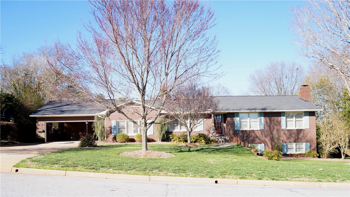 1303 Hanover Road Anderson, SC 29621 - Photo 1 of 37