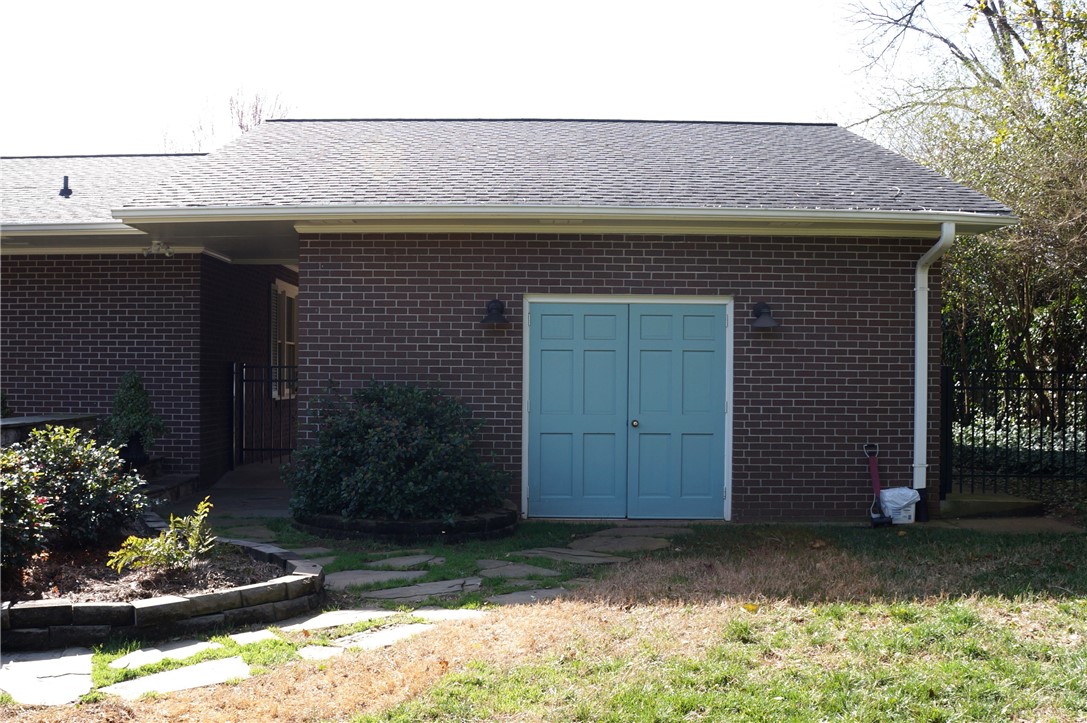 1303 Hanover Road Anderson, SC 29621 - Photo 25 of 37