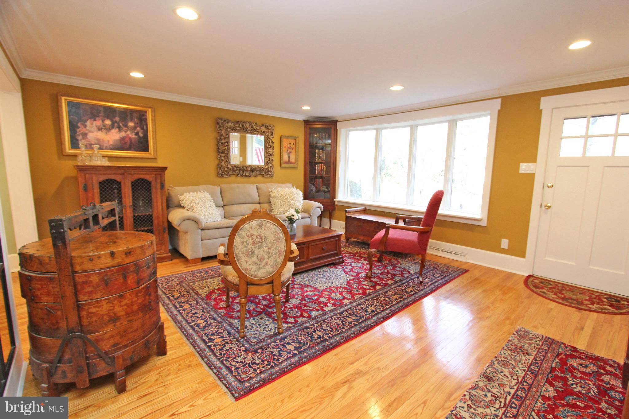579 Brookwood Road Wayne, PA 19087 - Photo 5 of 54 Gallery Image 5
