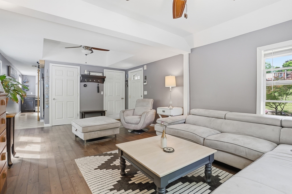 11 Mt Paul Road Tyngsborough, MA 01879 - Photo 11 of 42
