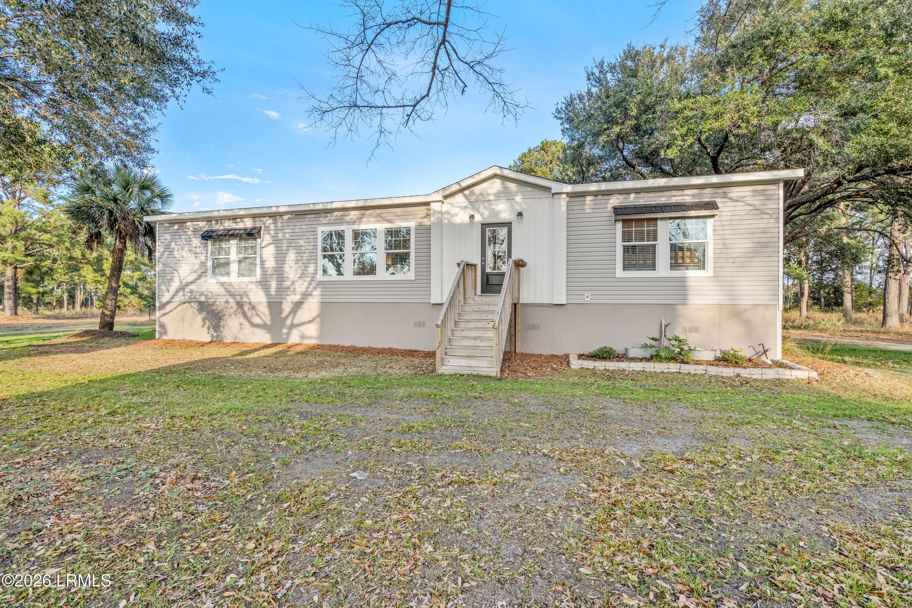 97 Rose Island Road St. Helena Island, SC 29920 - Photo 3 of 55 97 Rose Island-40