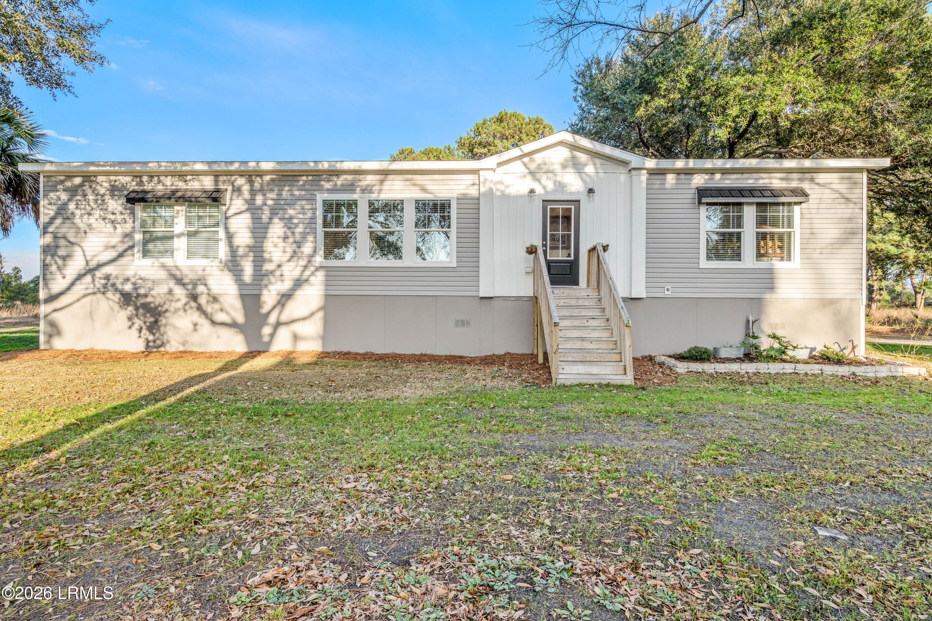 97 Rose Island Road St. Helena Island, SC 29920 - Photo 3 of 55 97 Rose Island-41