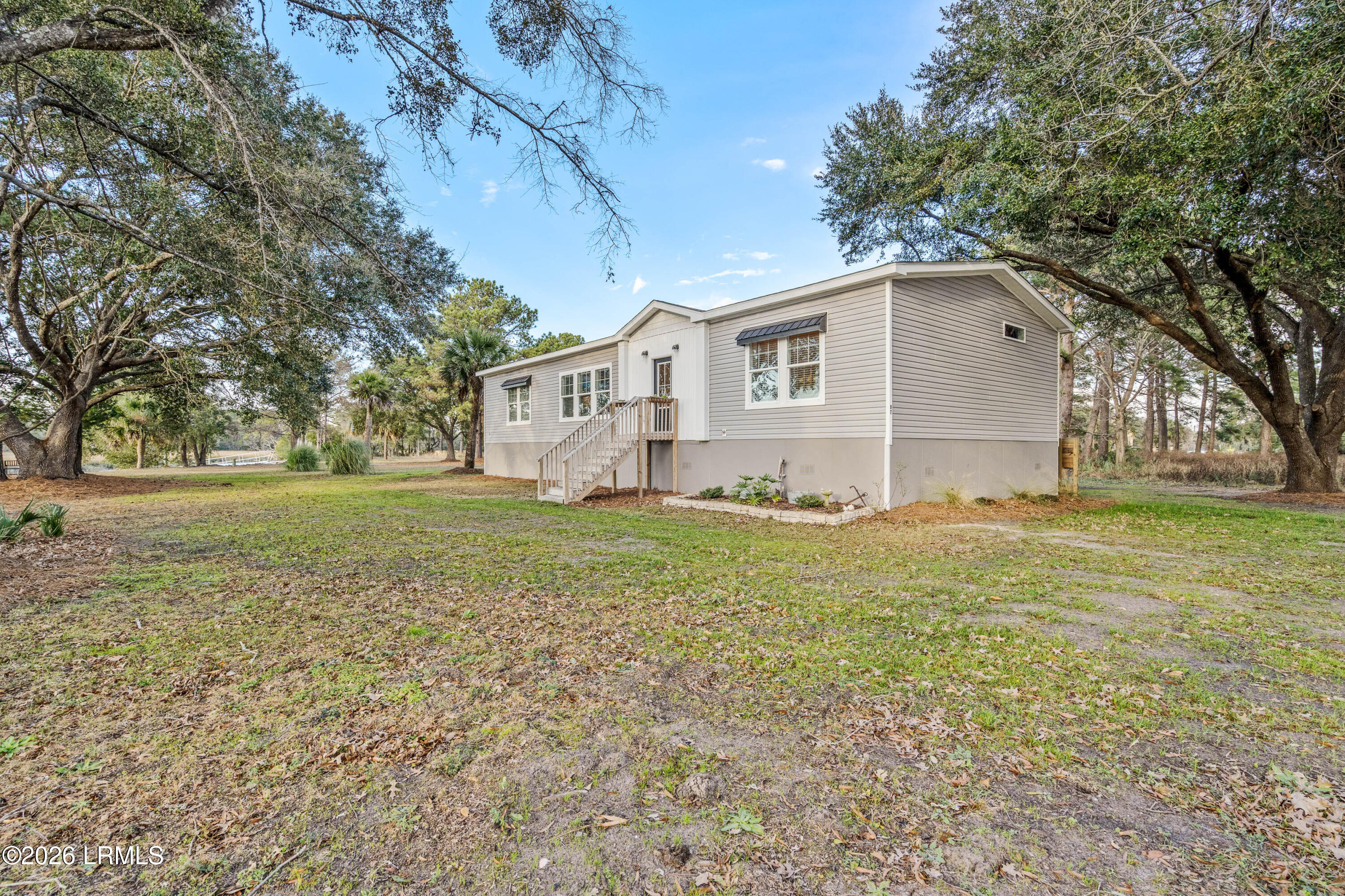 97 Rose Island Road St. Helena Island, SC 29920 - Photo 5 of 55 97 Rose Island-39