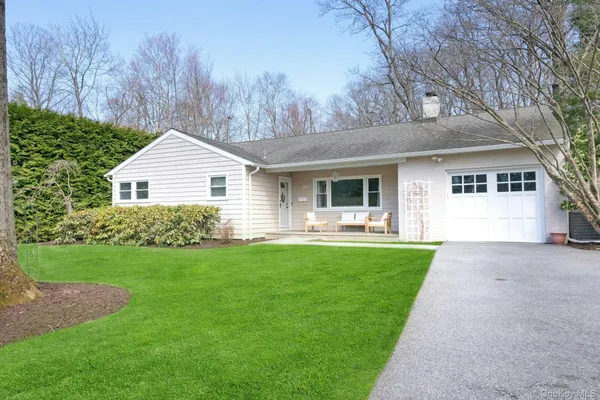 $930,000 | 61 Schrade Road, Briarcliff Manor, NY 10510