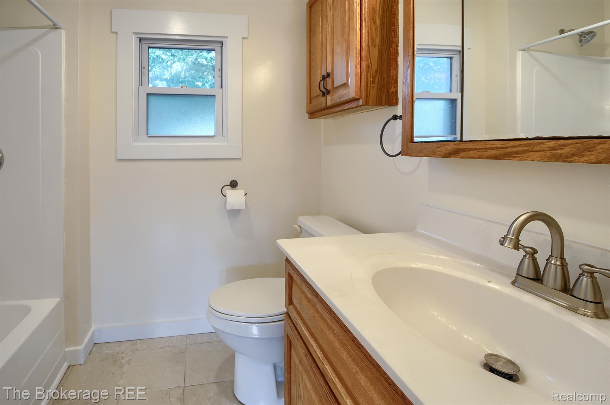5471 Belsay Road Grand Blanc, MI 48439 - Photo 23 of 28 Gallery Image 23