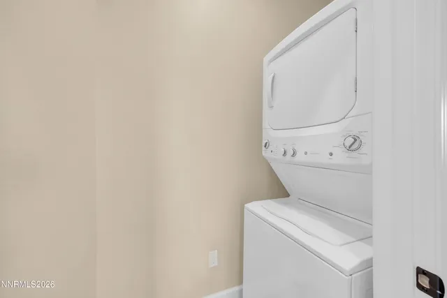 a close up view of a washer and dryer