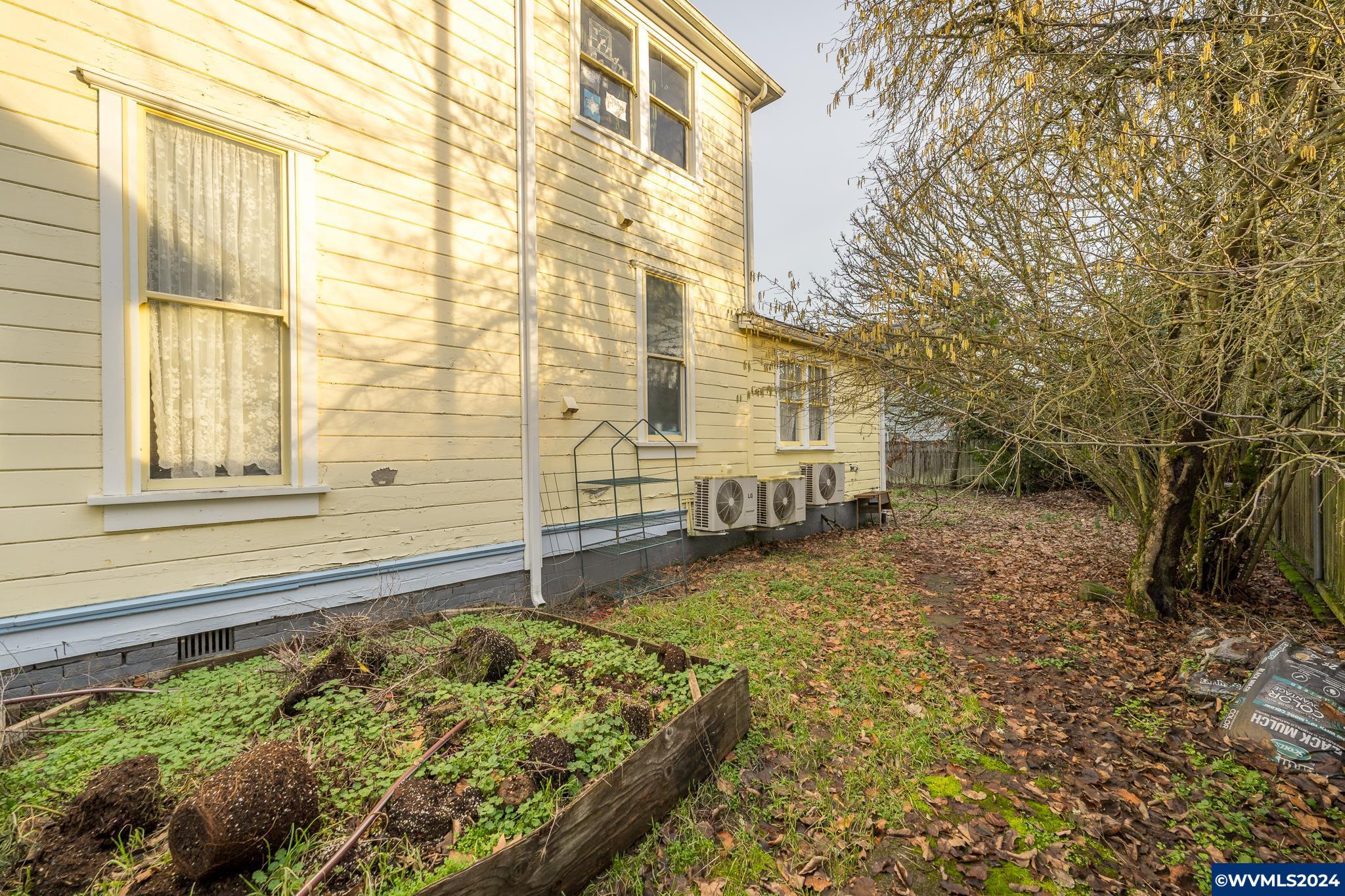 338 6th Avenue Southwest Albany, OR 97321 - Photo 8 of 41