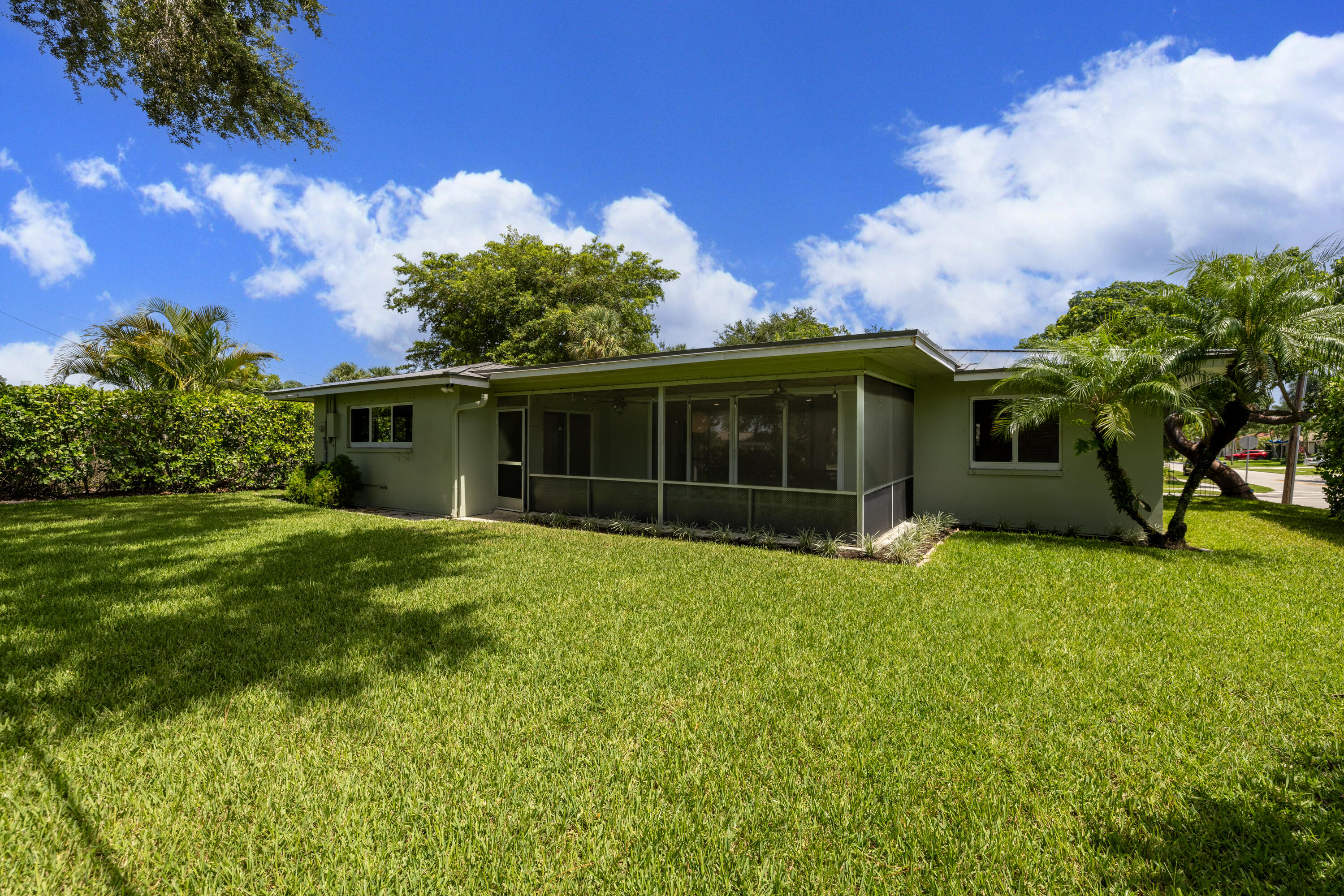 1002 Southwest 1st Street Boca Raton, FL 33486 - Photo 34 of 42 1002-Rx--24