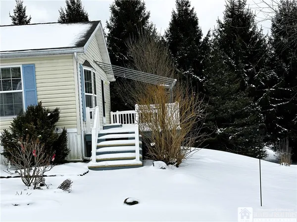 $100,000 | 4933 Lot, Unit 44, Ashville, NY 14710