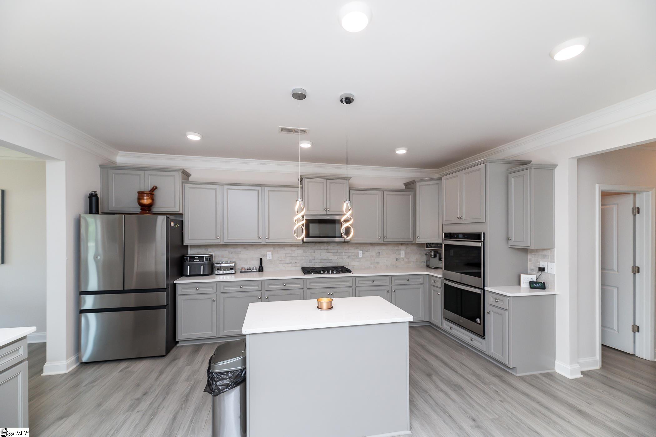 100 General Store Way Greer, SC 29650 - Photo 10 of 46