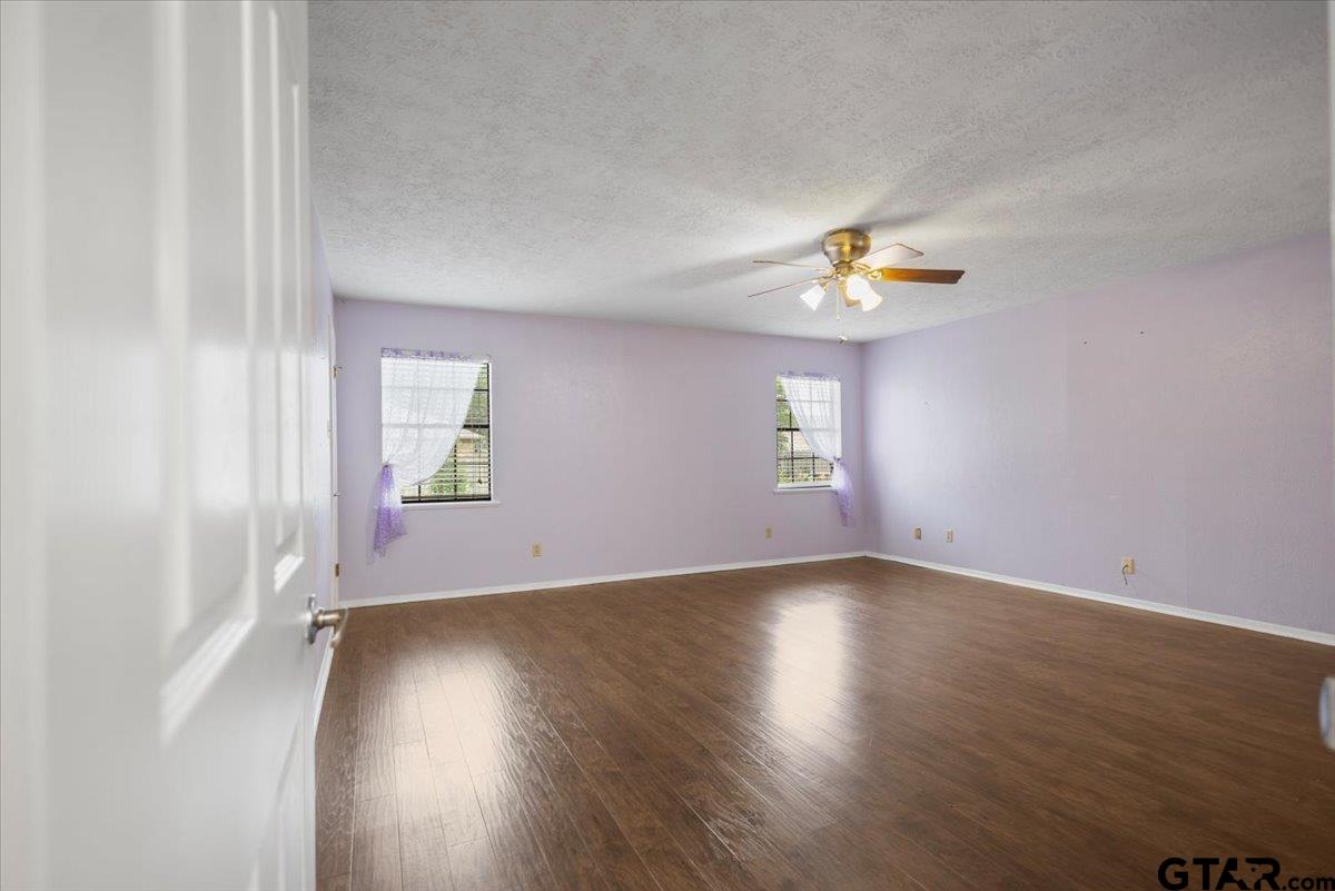 1915 Castlegate Street Henderson, TX 75654 - Photo 25 of 43