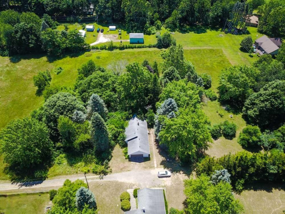 2788 Eaman Road Benton Harbor, MI 49022 - Photo 20 of 28 DJI_0019