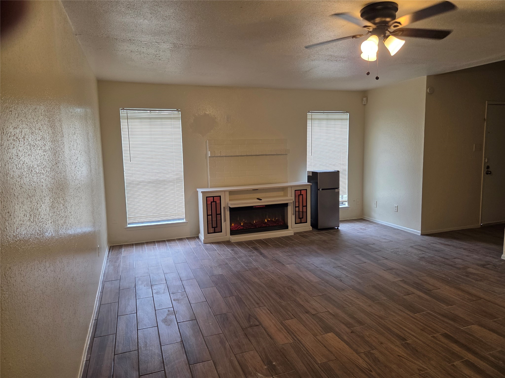 11545 South Kirkwood Road Houston, TX 77099 - Photo 2 of 9
