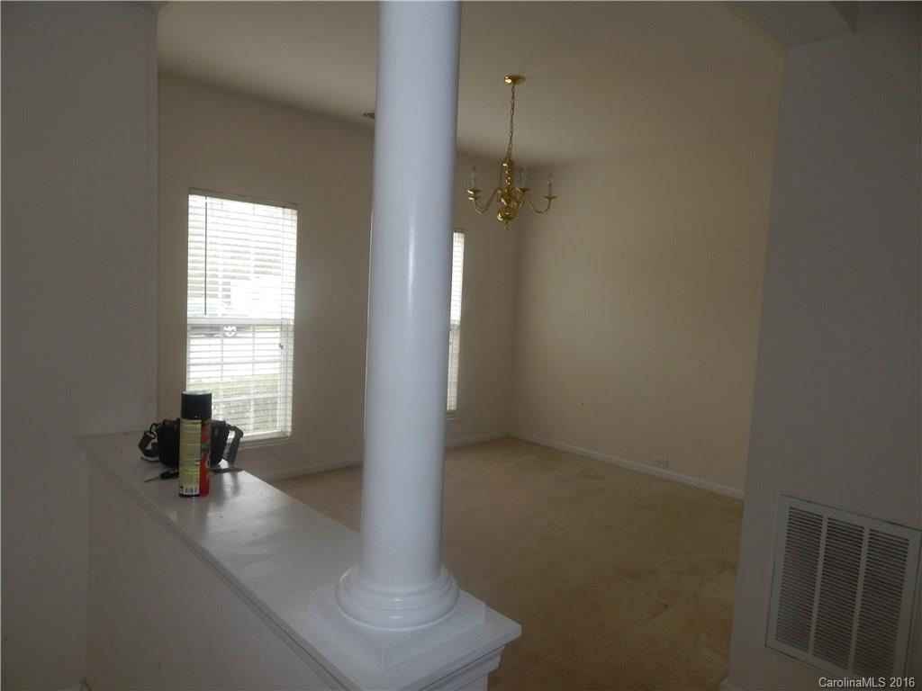 5049 Prosperity Ridge Road, Unit 18 Charlotte, NC 28269 - Photo 7 of 12 Gallery Image 7