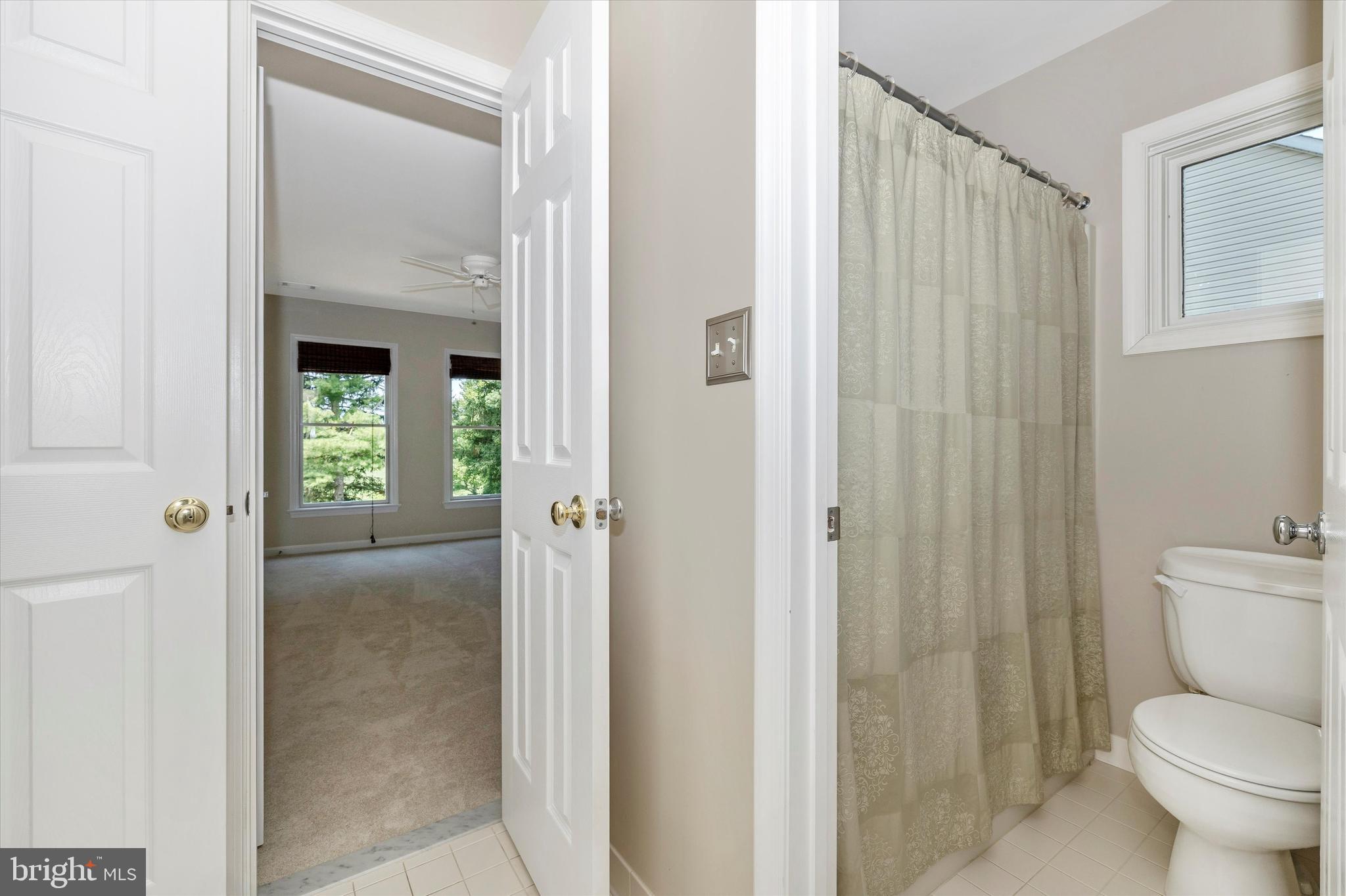 11310 Country Club Road New Market, MD 21774 - Photo 27 of 48 Jack And Jill Full Bath