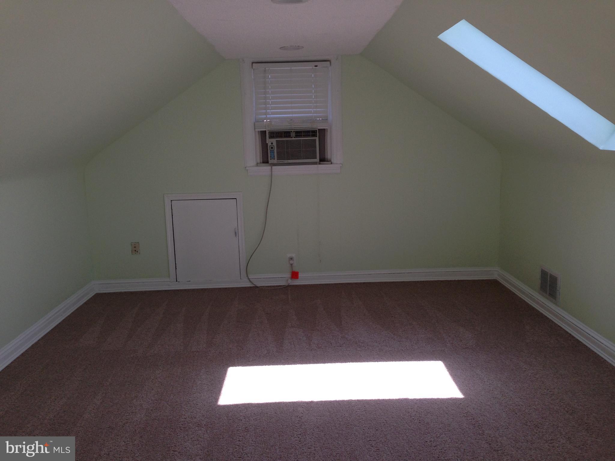 2701 Emerald Road Baltimore, MD 21234 - Photo 16 of 22 Bedroom (Master)